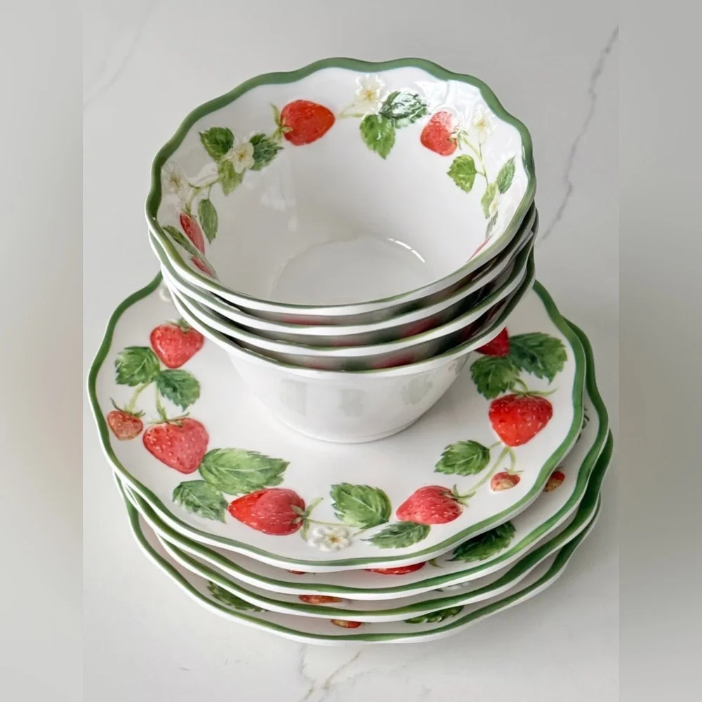 PRIMROSE strawberry melamine
